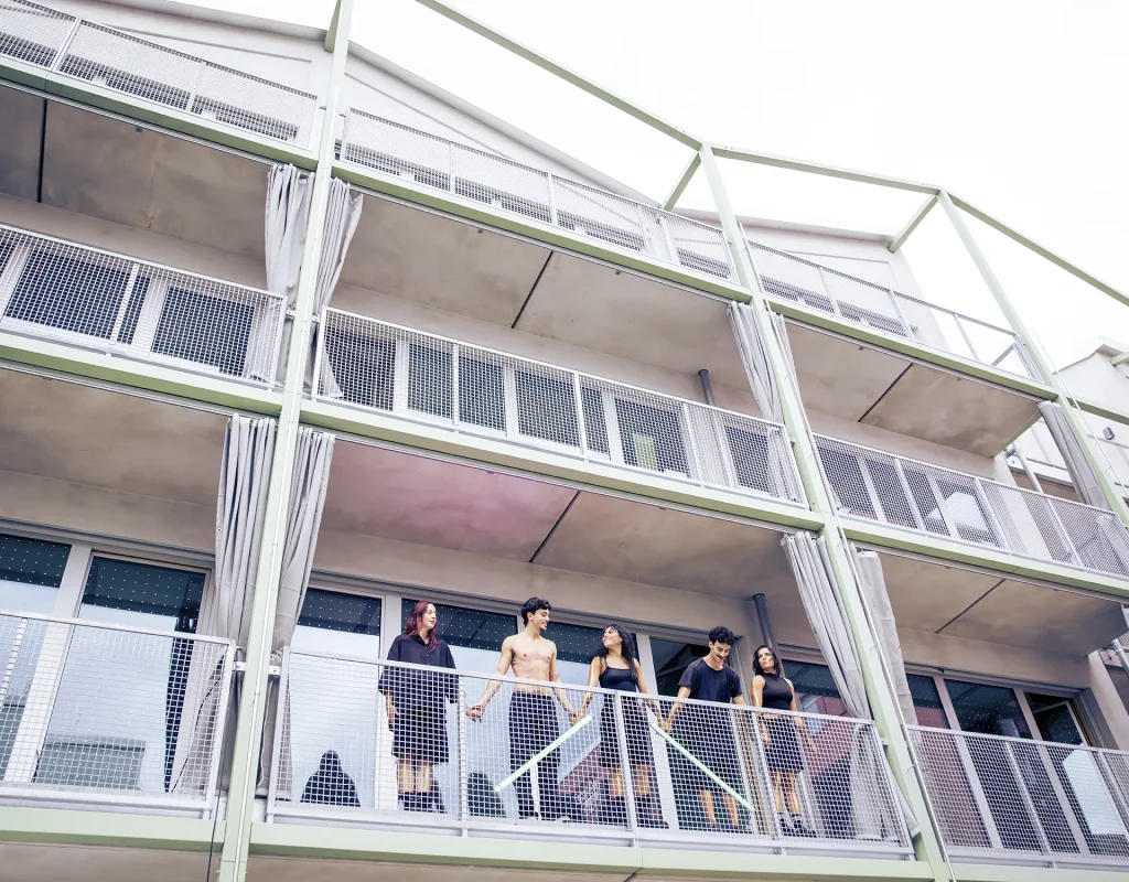 Performance der Oxmoron Dance Company | Grand Opening im Kreativ Quartier Potsdam | Foto: Karoline Wolf